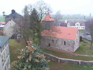 Aus 22 Meter Höhe: Die Mehrower Dorfkirche